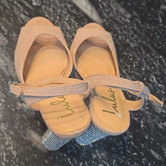 BRAND NEW KAMILA SUEDE PLATFORM RHINESTONE ANKLE STRAP HEELS SANDAL - Picture 9 of 15